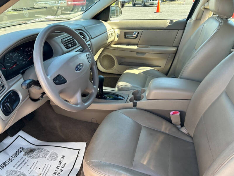 2003 Ford Taurus SES