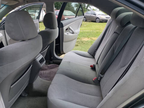 2010 Toyota Camry LE