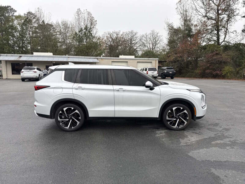 2022 Mitsubishi Outlander
