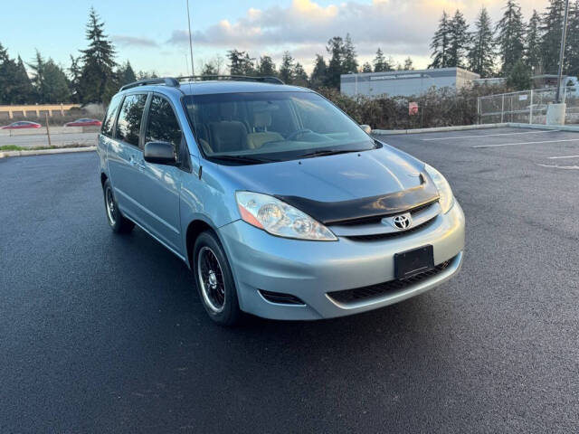 2006 Toyota Sienna for sale at The Price King Auto in LAKEWOOD, WA