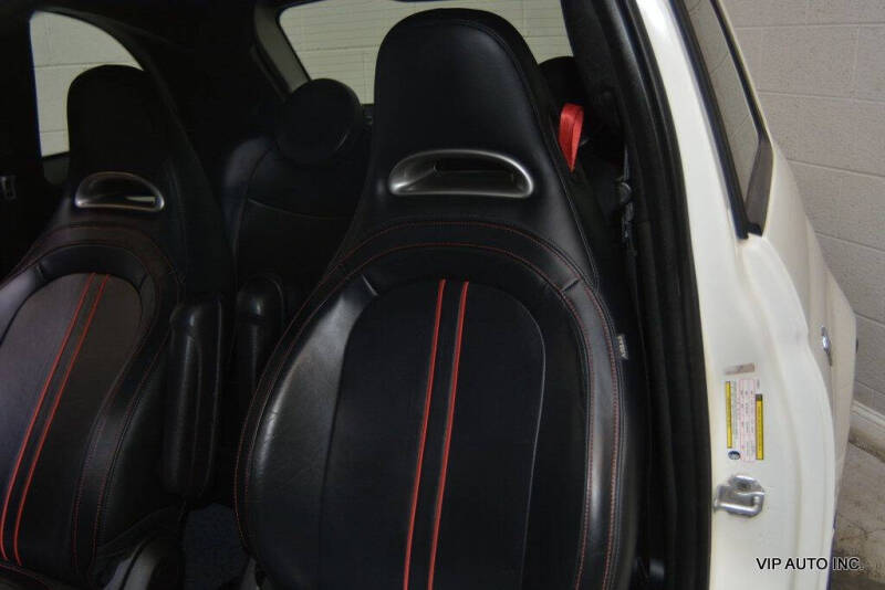 2015 FIAT 500 Abarth
