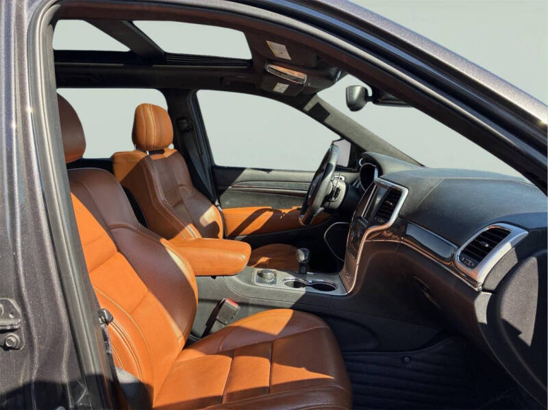 2015 Jeep Grand Cherokee SRT