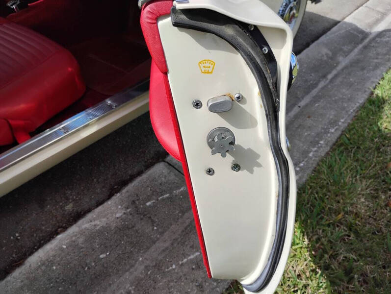 1957 Ford Thunderbird