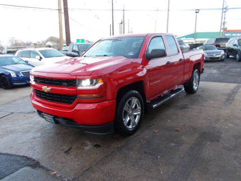 2017 Chevrolet Silverado 1500 Custom