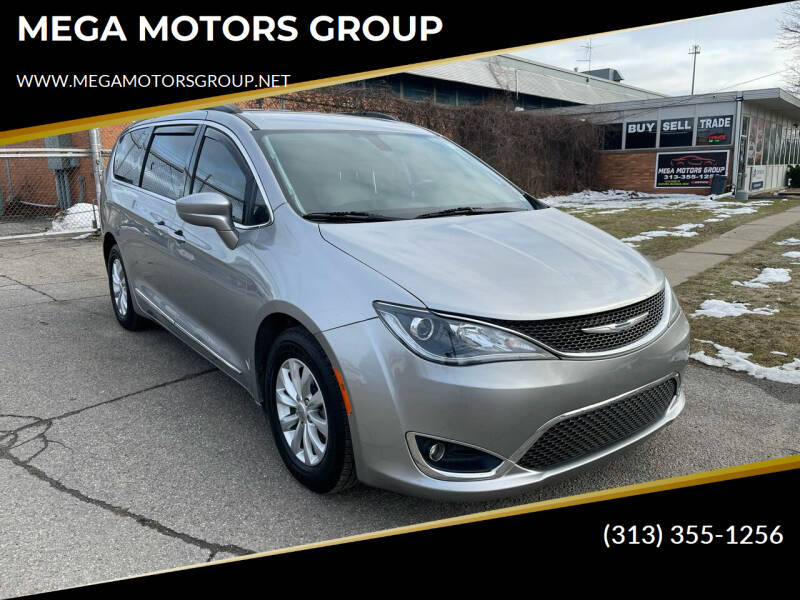 2017 Chrysler Pacifica for sale at MEGA MOTORS GROUP in Redford MI