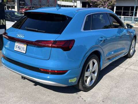 2019 Audi e-tron quattro Premium Plus