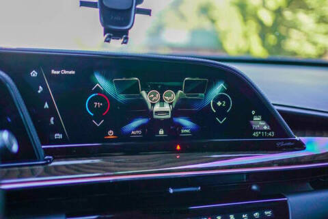 2023 Cadillac Escalade ESV Sport Platinum