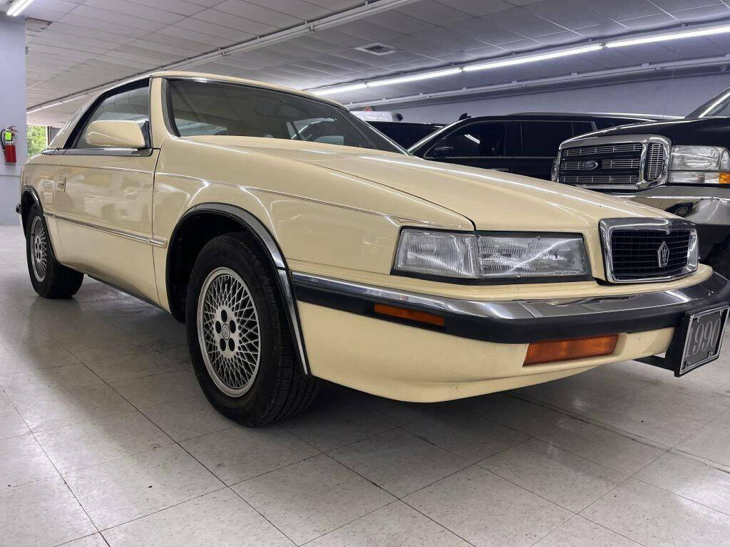 YELLOW 1990 Chrysler TC Base Convertible 2dr Convertible 2