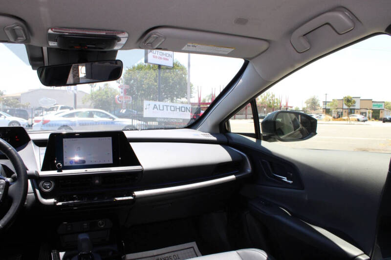 2024 Toyota Prius