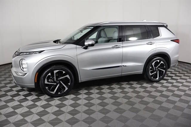2024 Mitsubishi Outlander SEL