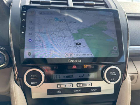 2014 Toyota Camry Hybrid LE