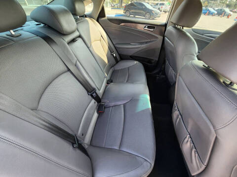 2015 Hyundai Sonata Hybrid Limited