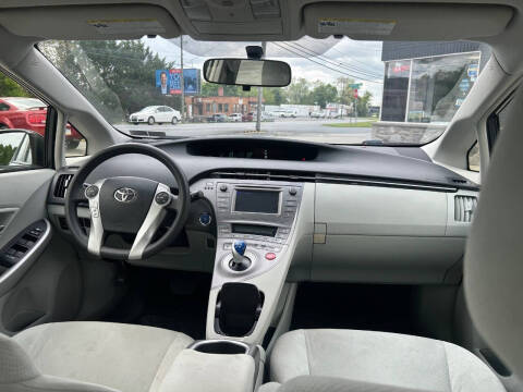 2012 Toyota Prius Three