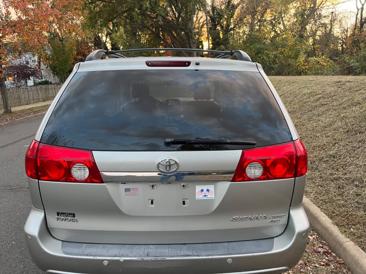 2006 Toyota Sienna for sale at Honesty Auto Sales in Fredericksburg, VA