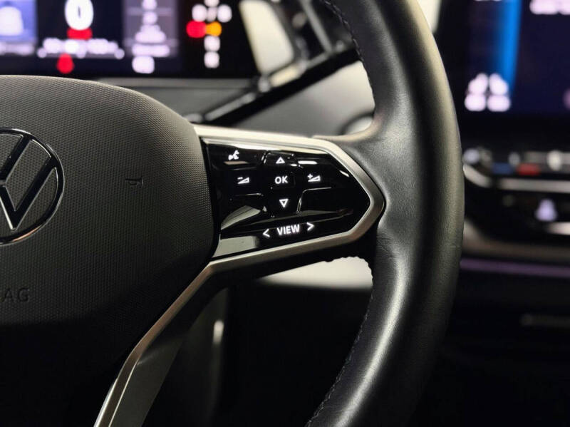 2022 Volkswagen ID.4 Pro