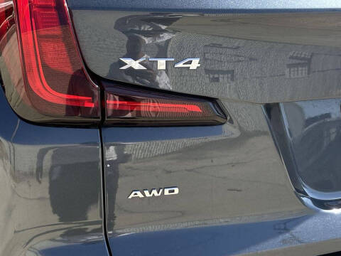 2020 Cadillac XT4 Premium Luxury