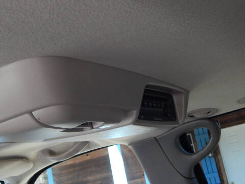 2004 Chevrolet Suburban 1500 LT