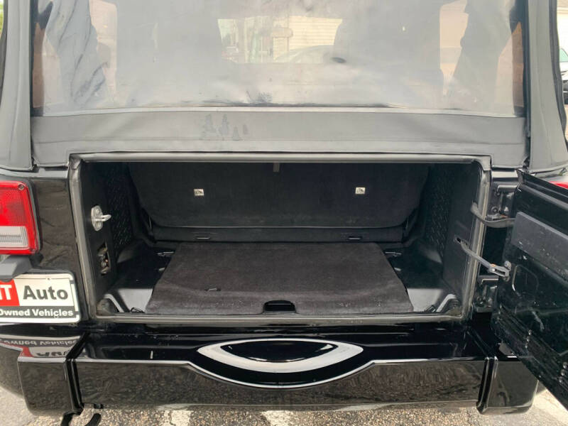 2015 Jeep Wrangler Sport