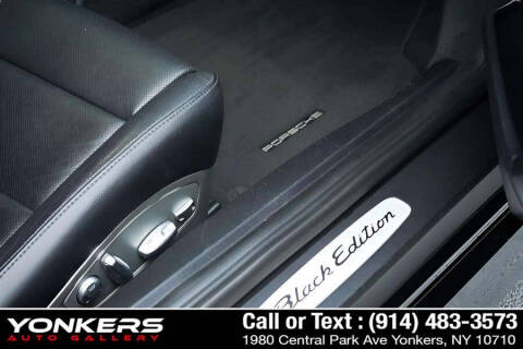 2016 Porsche Cayman Black Edition