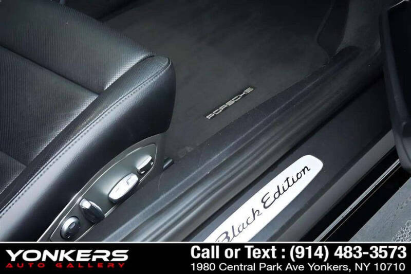 2016 Porsche Cayman Black Edition