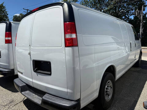 2019 Chevrolet Express 2500