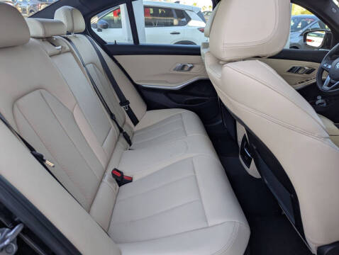 2023 BMW 3 Series 330e