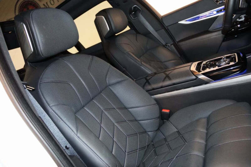 2023 BMW 7 Series 760i xDrive