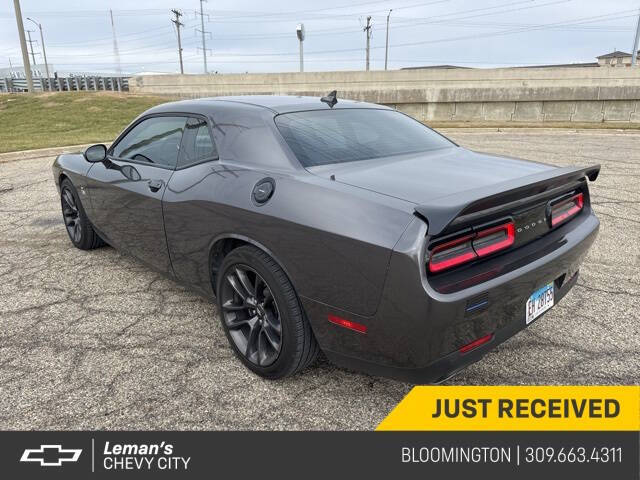 2021 Dodge Challenger R/T photo 4