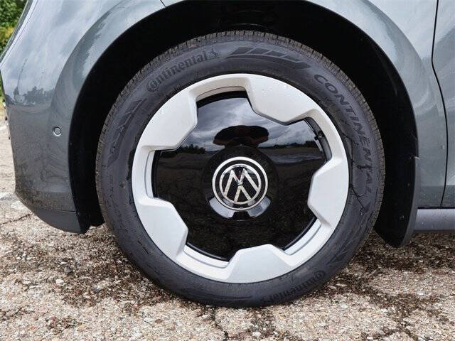 2025 Volkswagen ID. Buzz Pro S Plus 4Motion