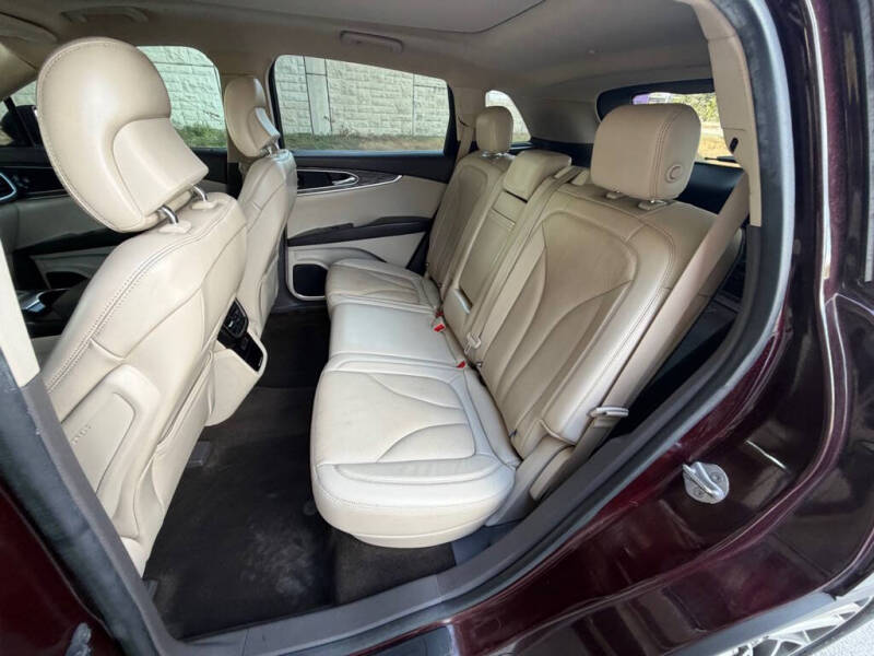 2019 Lincoln Nautilus Reserve