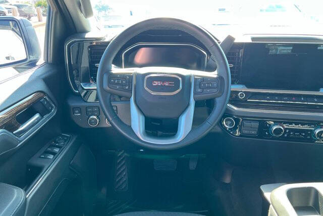 2025 GMC Sierra 1500