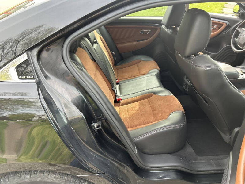 2010 Ford Taurus SHO