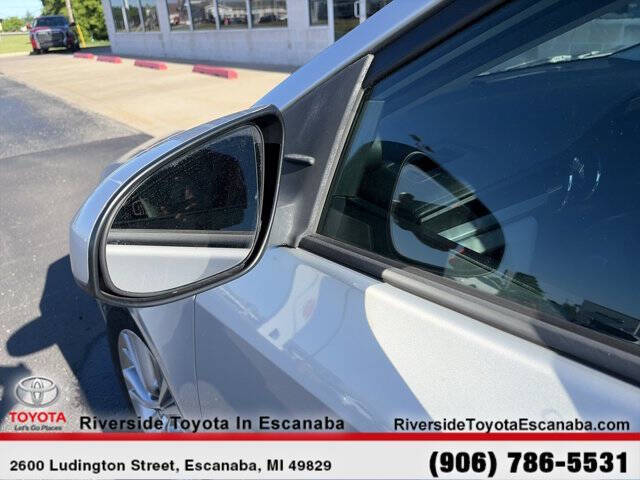 2014 Toyota Corolla LE Plus