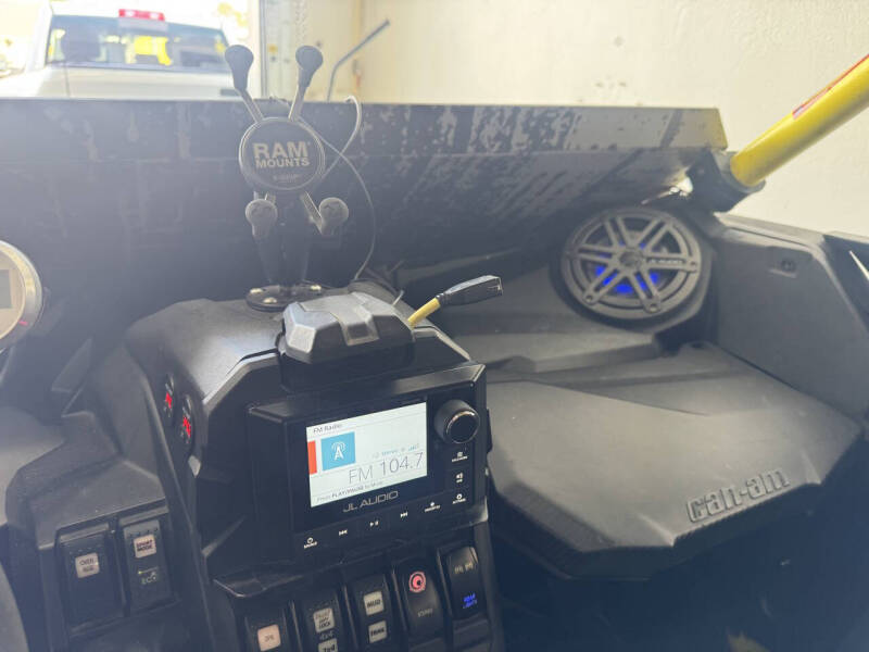 2018 Can-Am Maverick X3