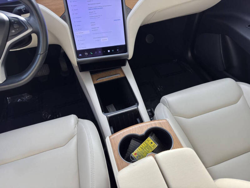 2020 Tesla Model X Long Range Plus