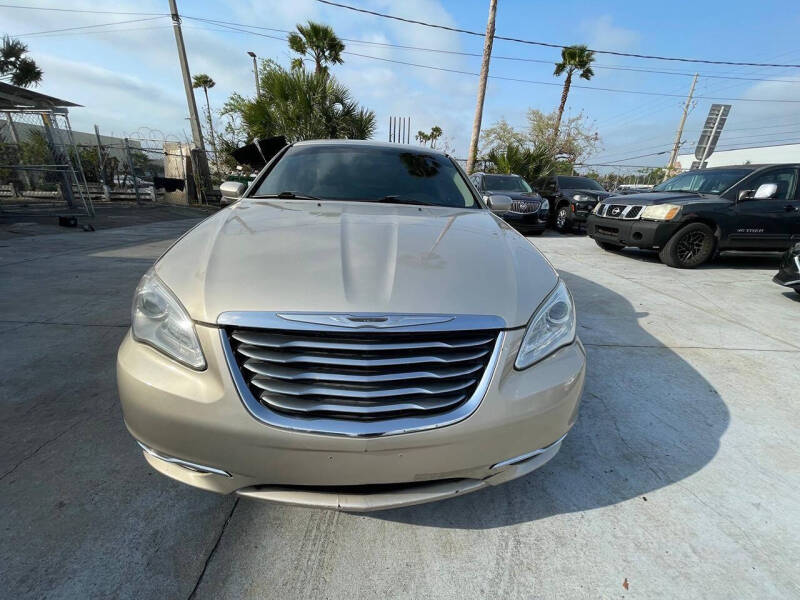 2013 Chrysler 200 Touring