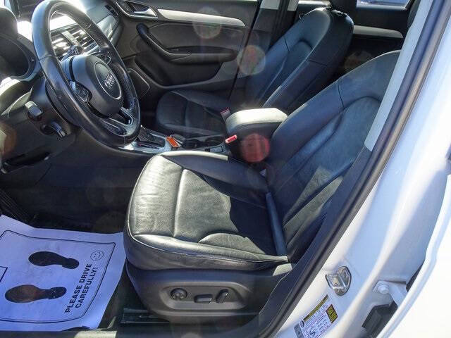 2015 Audi Q3 2.0T quattro Prestige