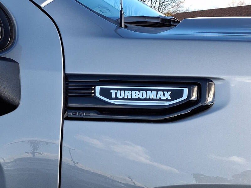 2026 GMC Sierra 1500 Elevation Standard