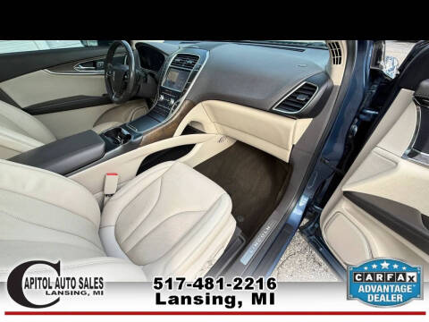 2019 Lincoln Nautilus Select