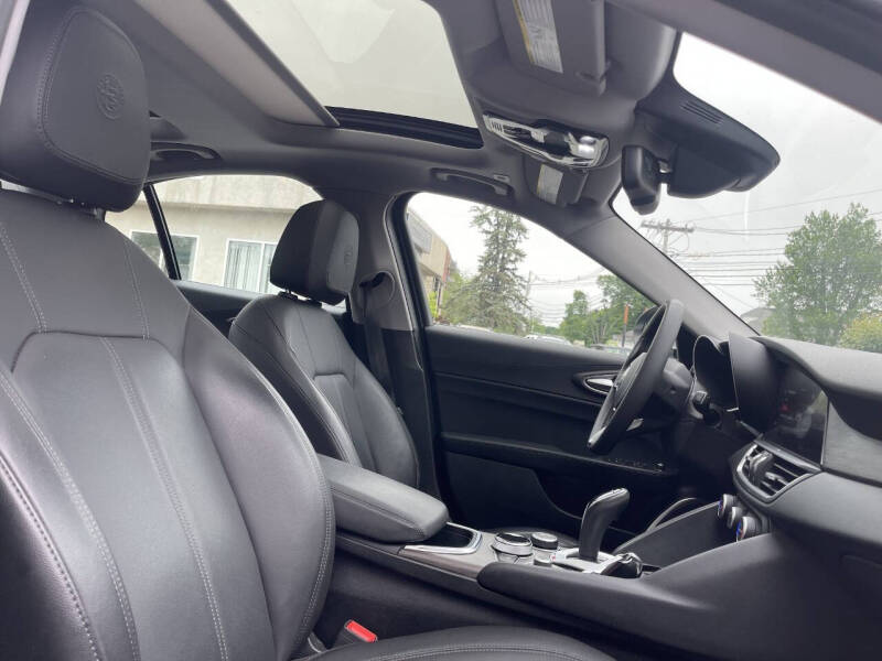 2021 Alfa Romeo Giulia Ti