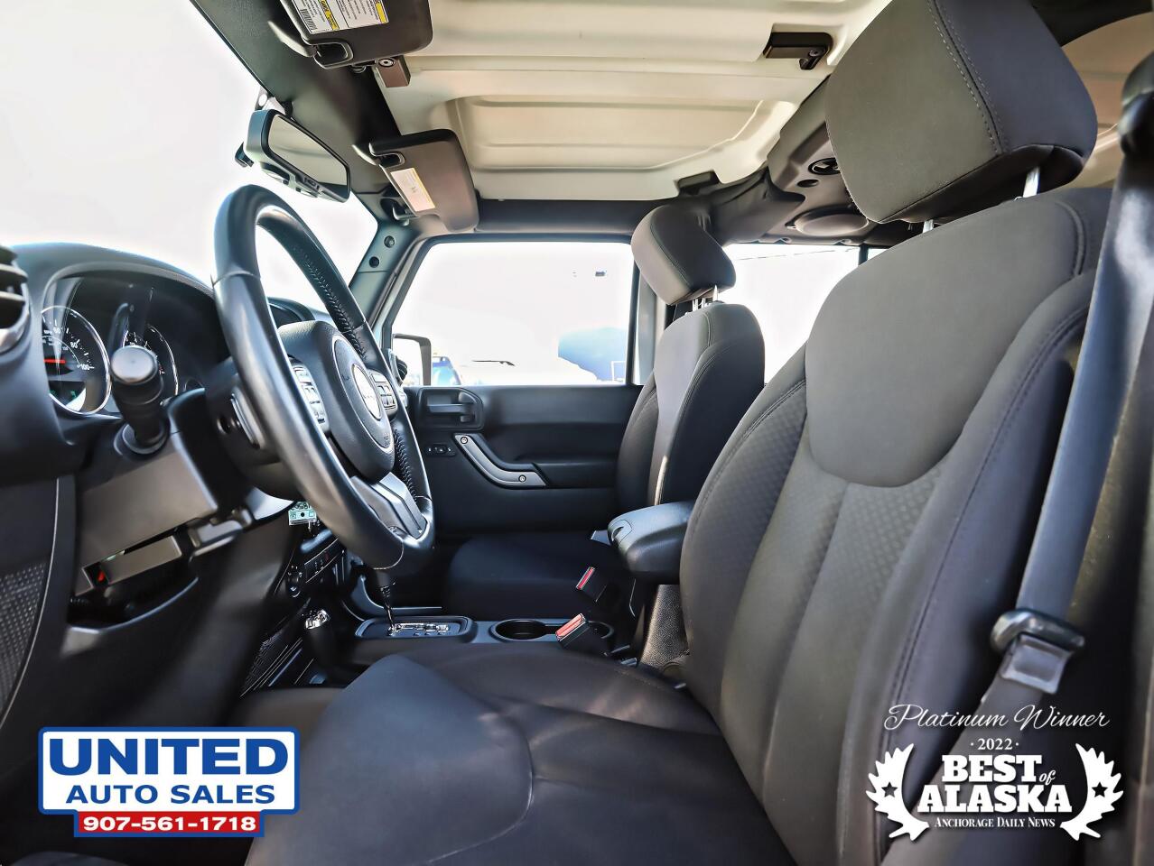 2014 Jeep Wrangler Unlimited Unlimited Sport SUV 4D 28