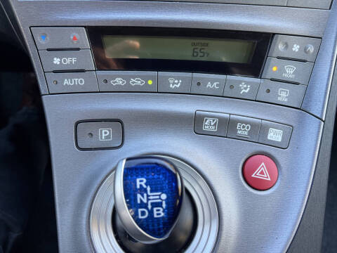 2013 Toyota Prius Four