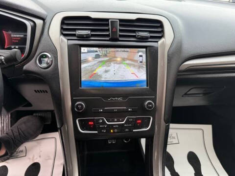 2019 Ford Fusion SEL