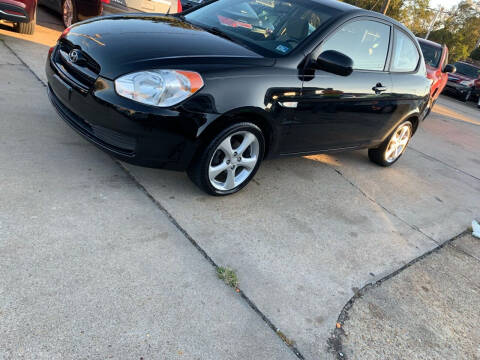 2011 Hyundai Accent for sale at Whites Auto Sales in Portsmouth VA