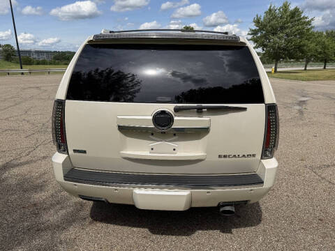 2012 Cadillac Escalade Premium