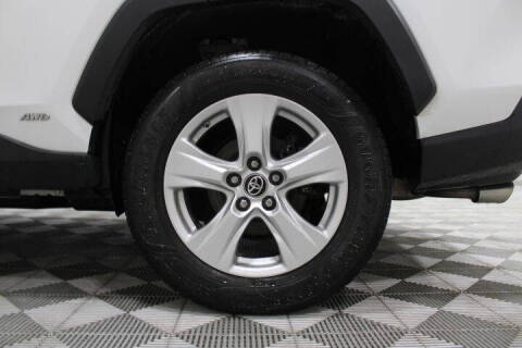 2021 Toyota RAV4 Hybrid LE