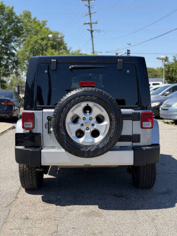 2013 Jeep Wrangler Unlimited Sahara