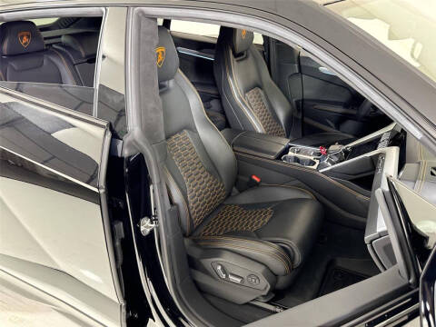 2020 Lamborghini Urus