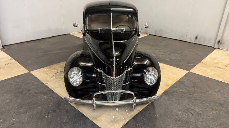 1940 Ford Deluxe