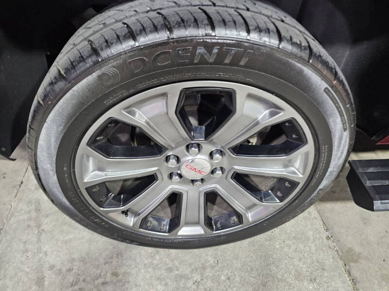 2016 GMC Yukon Denali